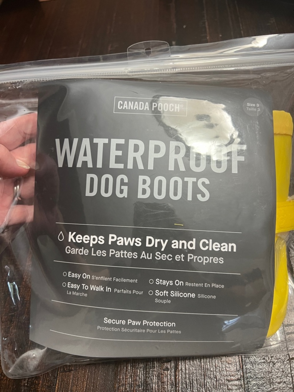 Canada Pooch Waterproof Dog Boots Size 3 New!